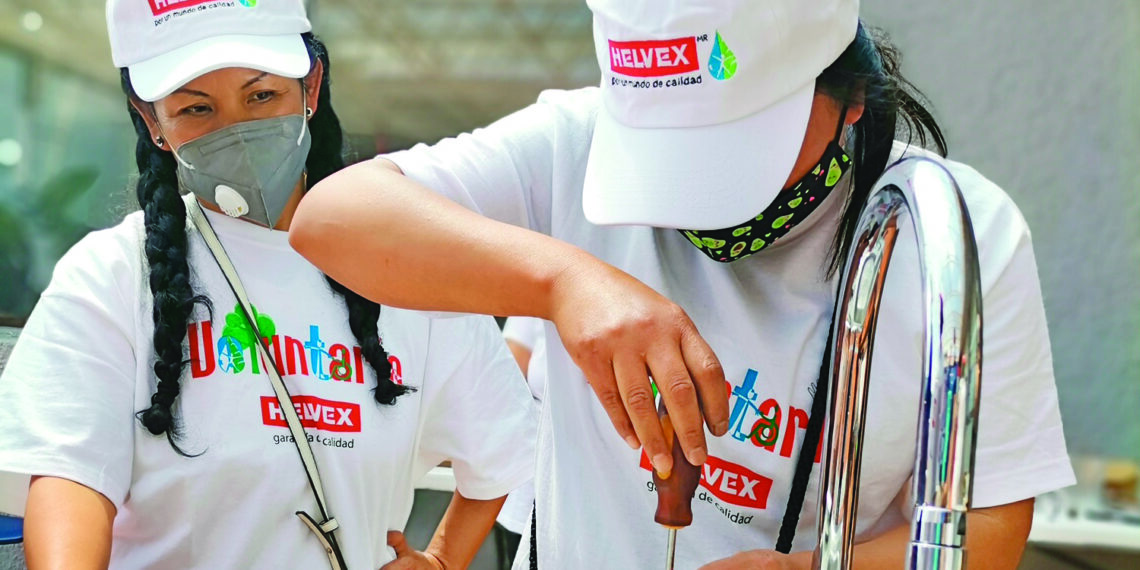 Técnicos por el agua